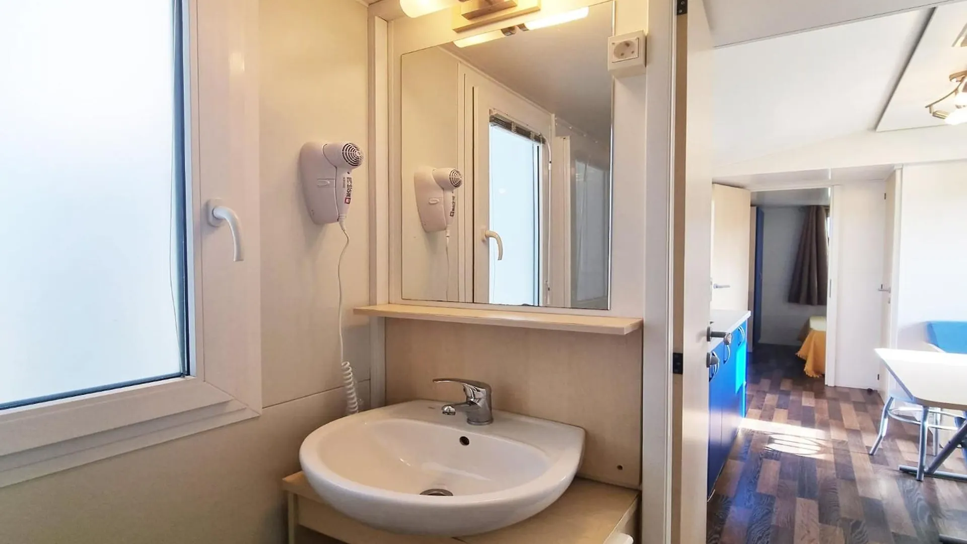 Bungalow For 6 Near The Beaches L'Escala 0*,  Spain